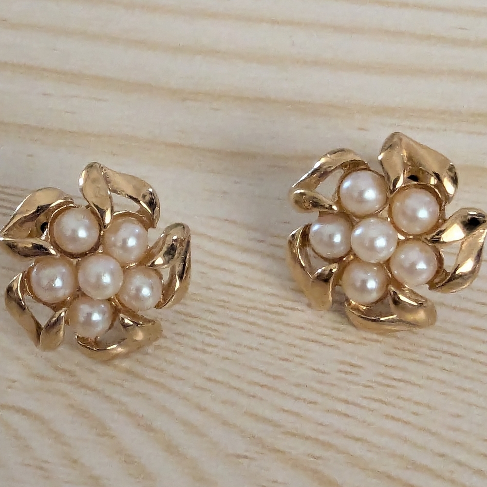 Gold and Pearl Floral Earrings